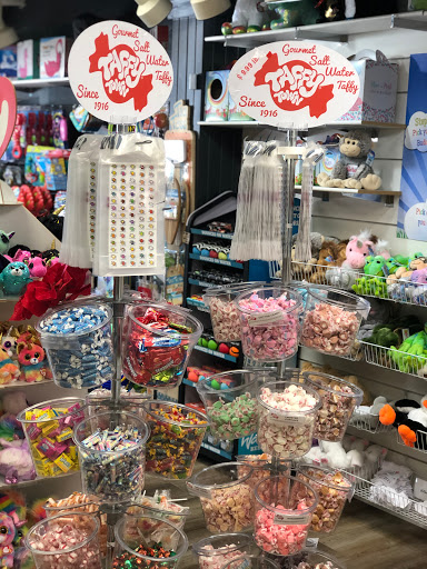 Toy Store «Boomerang Toy Store», reviews and photos, 1 N Forest Beach Dr # B1-4, Hilton Head Island, SC 29928, USA