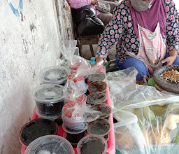 Rujak Cingur Pojok photo