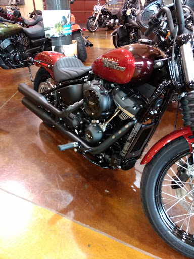 Harley-Davidson Dealer «Surdyke Harley-Davidson», reviews and photos, 2435 US-67, Festus, MO 63028, USA