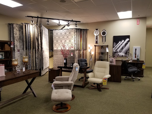 Furniture Store «Raymour & Flanigan Furniture and Mattress Store», reviews and photos, 2795 Richmond Ave, Staten Island, NY 10314, USA