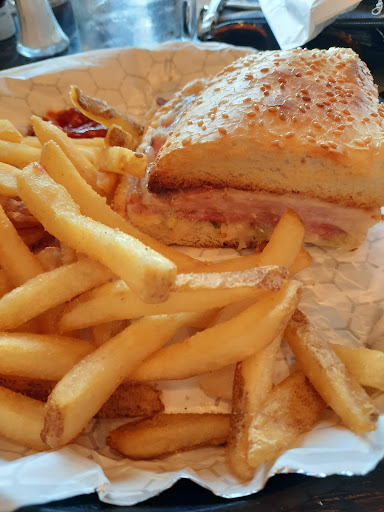 Restaurant «Boomtown Casino Biloxi», reviews and photos, 676 Bayview Ave, Biloxi, MS 39530, USA