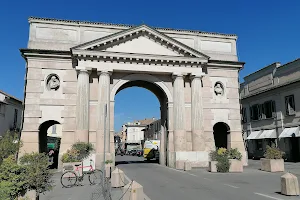 Porta Ombriano image