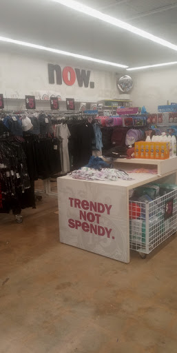 Variety Store «Five Below», reviews and photos, 12250 15 St, Grandview, MO 64030, USA