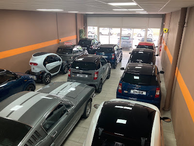 PAUL POSITION Voitures sans permis LIGIER à Saint-Laurent-du-Var