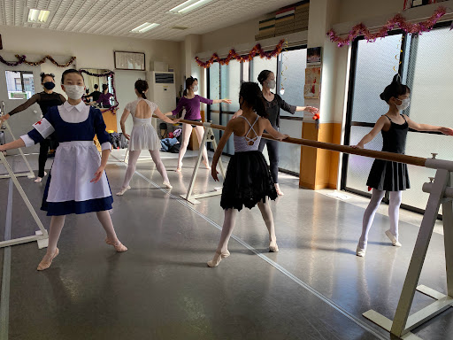 ダンススクール 床井香理バレエアカデミー