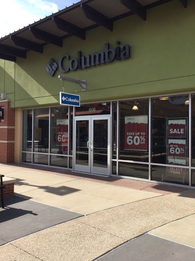 Sportswear Store «Columbia Sportswear Outlet Store», reviews and photos, 18539 Outlet Blvd #606, Chesterfield, MO 63005, USA