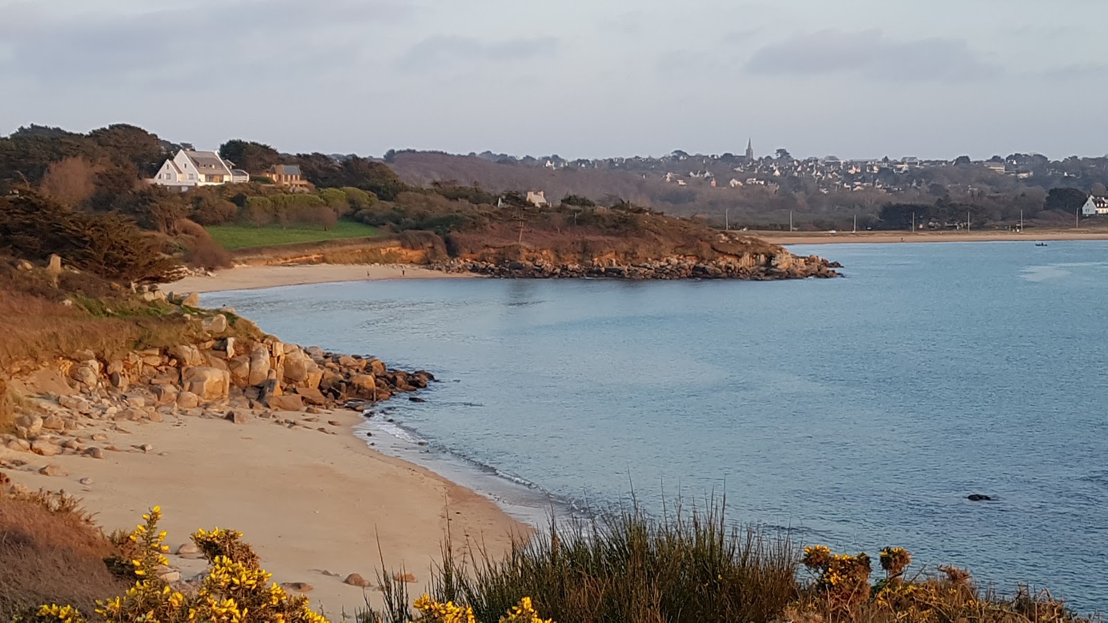 Fotografija Plage de Toenno z prostorna obala