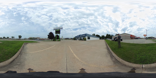 Appliance Store «Dick Van Dyke Appliance World», reviews and photos, 1611 Clearwater Ave, Bloomington, IL 61704, USA