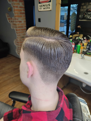 MJ Barber Shop - Salon fryzjerski