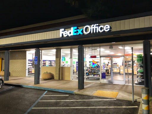 Print Shop «FedEx Office Print & Ship Center», reviews and photos, 560 E El Camino Real Suite B, Sunnyvale, CA 94087, USA