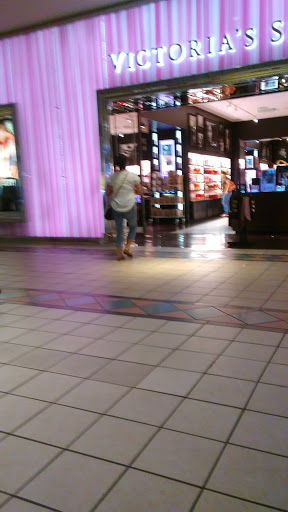 Shopping Mall «Lakewood Center», reviews and photos, 500 Lakewood Center Mall, Lakewood, CA 90712, USA