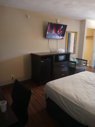 Hotel «Rodeway Inn Near Ybor City - Casino», reviews and photos, 2904 Melburne Blvd, Tampa, FL 33605, USA