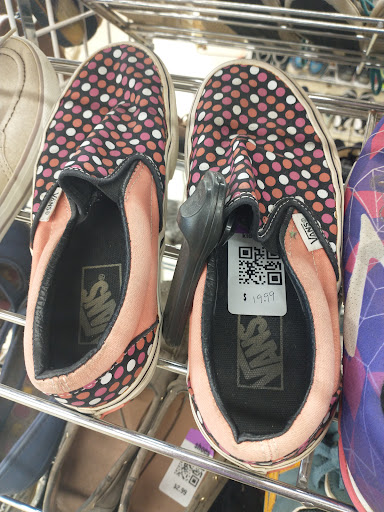 Thrift Store «Thrift Town», reviews and photos, 410 El Camino Ave, Sacramento, CA 95815, USA