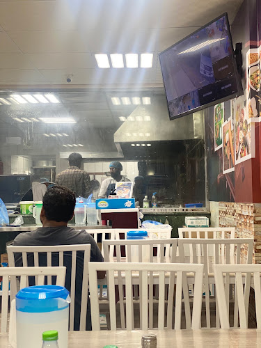 Opinii despre Noora Restaurant Tamil Nadu (Kilakarai Foods) în الخبر - مطعم