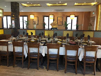 Atmosphère du Restaurant de type buffet Aux Baguettes d'Asie à Soisy-sous-Montmorency - n°10