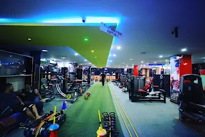 Cross Roads Gym Fitness & Health Studio image