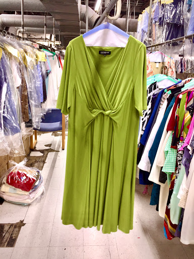 Dry Cleaner «Discount Cleaners», reviews and photos, 1111 W Airport Fwy # 113, Irving, TX 75062, USA