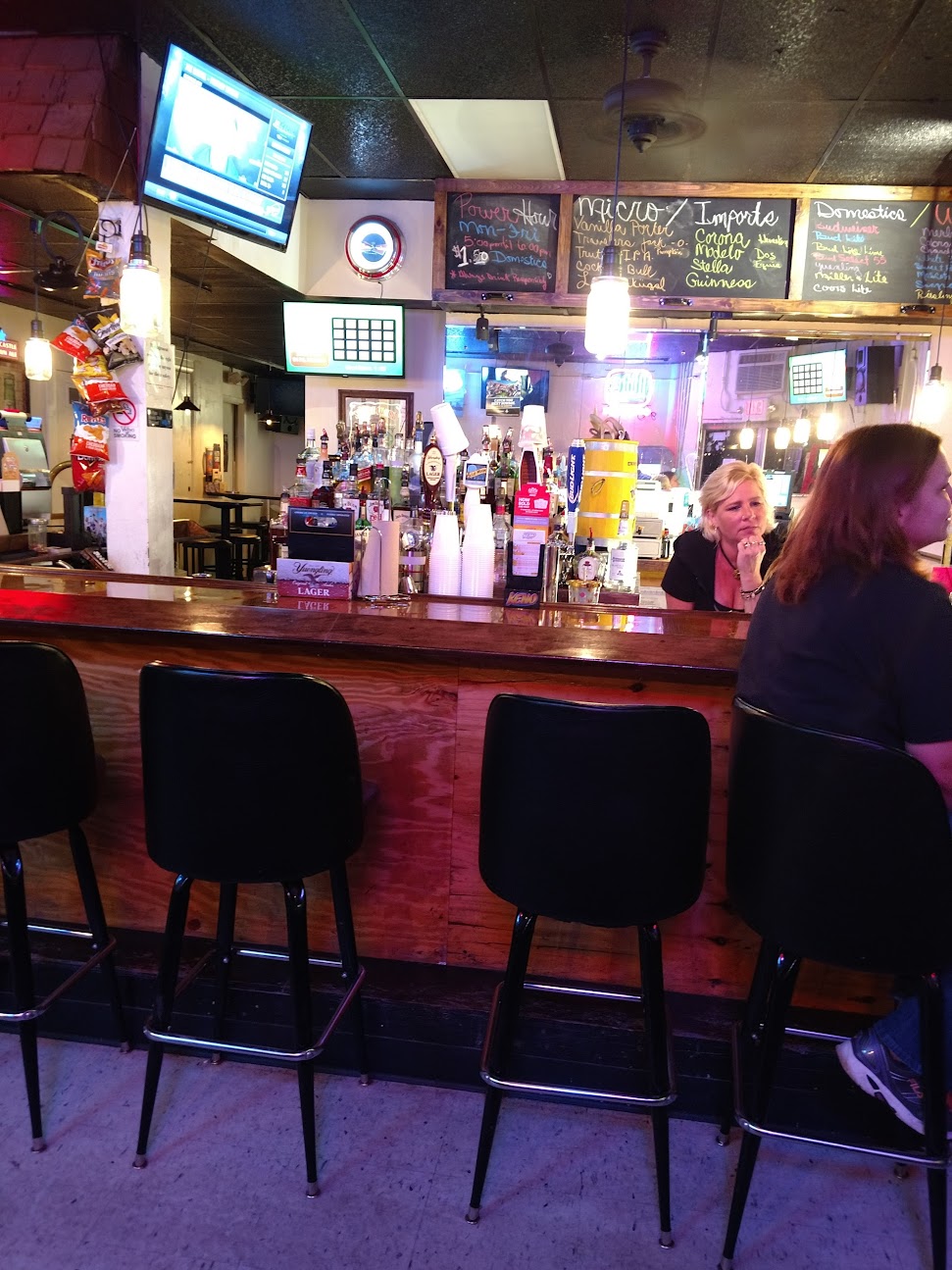 Photo of the restaurant The Den at Corduroy Carryout