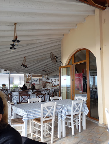 Ψαροταβέρνα Οι Μουριές - Ζαχάρω