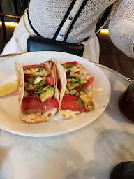 Photo n°73 de Marcelle - Rue de Grenelle à Paris ()