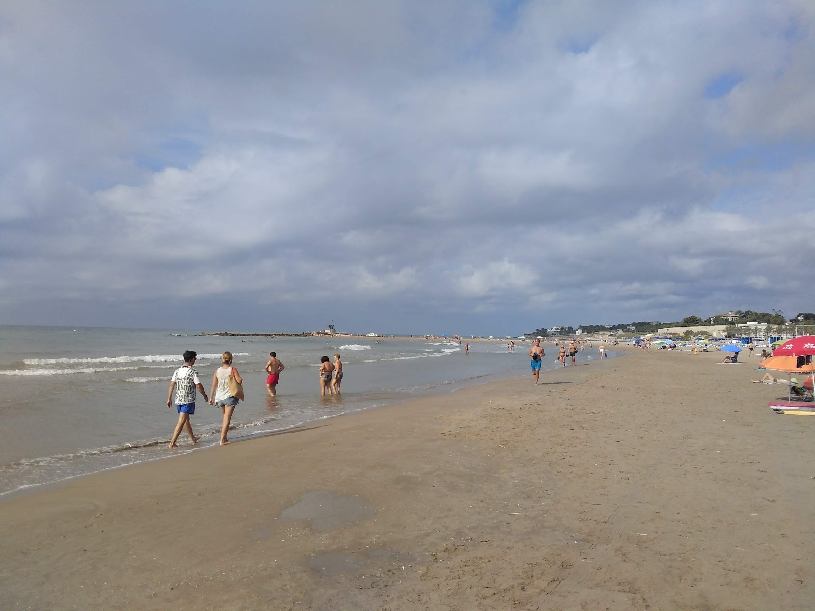 Zdjęcie Platja de Ribes Roges - popularne miejsce wśród znawców relaksu