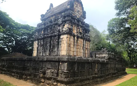 Nalanda Gedige (Central point of Sri Lanka) image