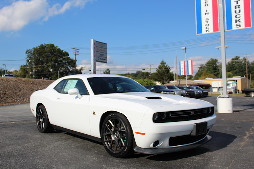 Car Dealer «Hendersonville Chrysler Dodge Jeep Ram», reviews and photos, 401 Duncan Hill Rd, Hendersonville, NC 28792, USA