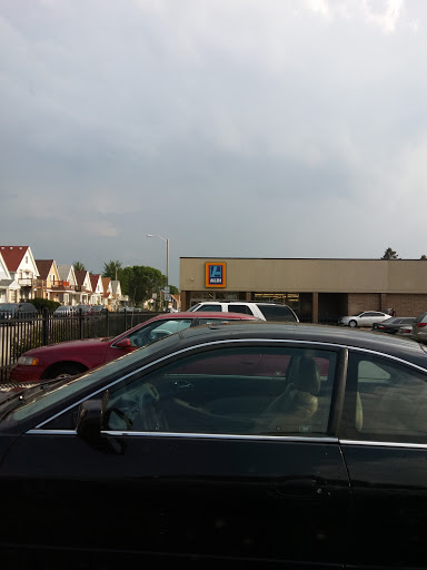 Supermarket «ALDI», reviews and photos, 1441 S 35th St, Milwaukee, WI 53215, USA