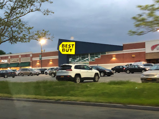 Electronics Store «Best Buy», reviews and photos, 2478 Central Park Ave, Yonkers, NY 10710, USA