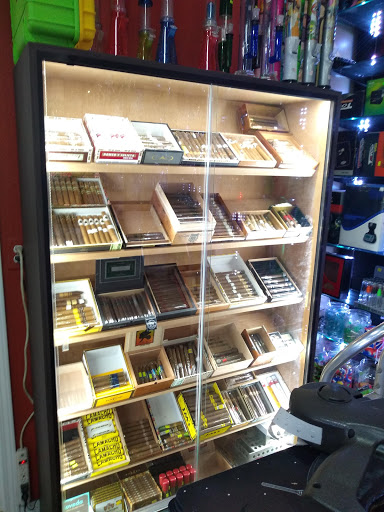 Vaporizer Store «Wildtree Smoke Shop», reviews and photos, 47056 Dequindre Rd, Shelby Charter Township, MI 48317, USA