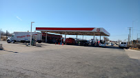 Phillips 66 - Photo 2 - Car repair in Rockford, IL, Rockford