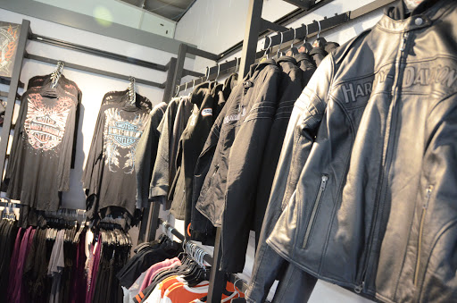 Motorcycle Dealer «Phantom Harley-Davidson», reviews and photos, 291 N Cypress Dr, Manteno, IL 60950, USA