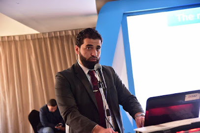 عيادة د. معتز الشربيني