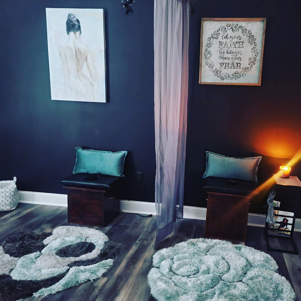 Inside A Treasure Llc 38654