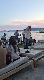 Photo n°61 de Epi Beach à Antibes ()
