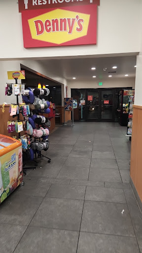 Convenience Store «Pilot / Flying J Kingman AZ», reviews and photos, 3300 E Andy Devine Ave, Kingman, AZ 86401, USA