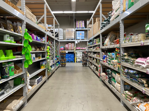 Pet Supply Store «Pet Club Santa Rosa», reviews and photos, 1935 Santa Rosa Ave, Santa Rosa, CA 95407, USA