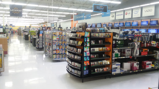 Department Store «Walmart Supercenter», reviews and photos, 1863 5300 Rd, Coffeyville, KS 67337, USA