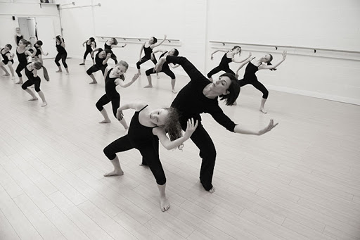 Contemporary dance schools in Vancouver