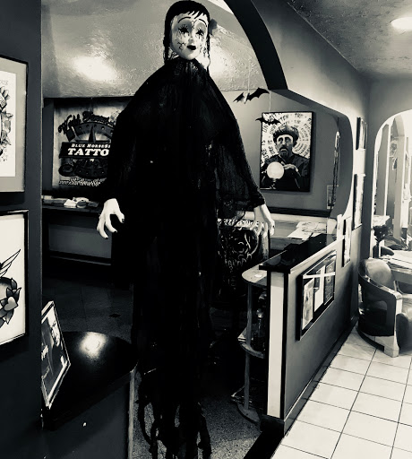 Body Piercing Shop «Blue Horse Shoe Tattoo and Piercing», reviews and photos, 3513 Virginia Beach Blvd, Virginia Beach, VA 23452, USA