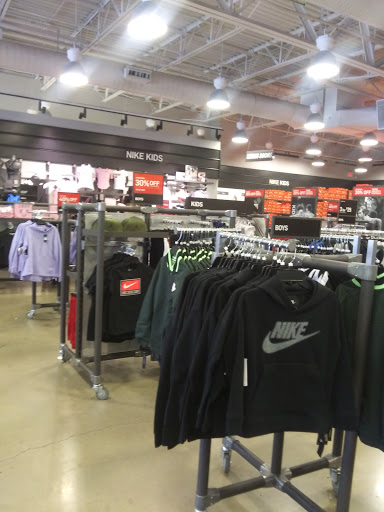 Sporting Goods Store «Nike Factory store», reviews and photos, 6699 N Landmark Dr, Park City, UT 84098, USA