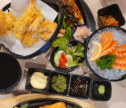 Tobiko Sushi photo