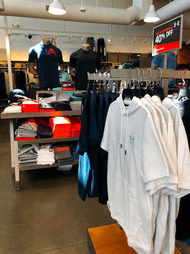 Clothing Store «Under Armour Factory House», reviews and photos, 100 Citadel Drive, Commerce, CA 90040, USA