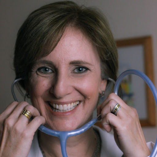 Dra. Monika Bretzke, Pediatra