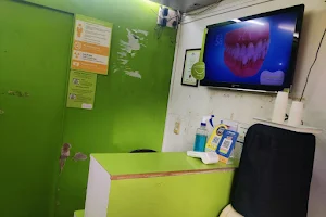 Sabka Dentist -Panchpakhadi image