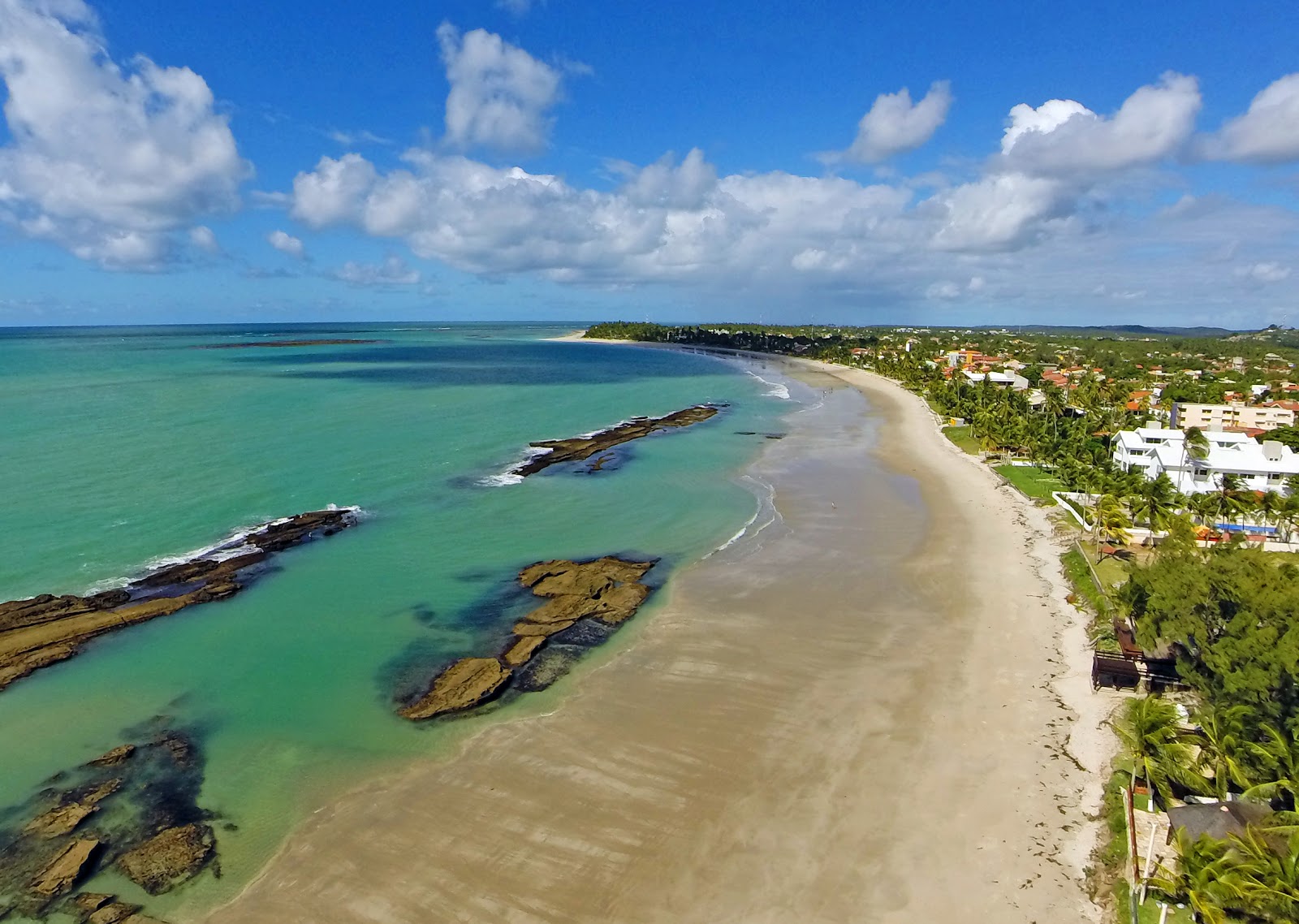 Foto de Playa de Carneiros de Marinas con recta y larga