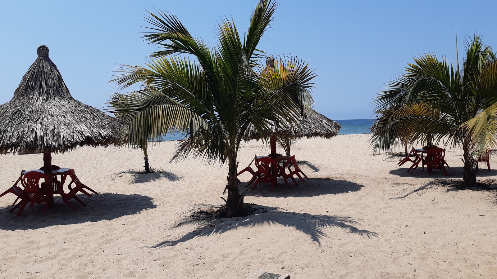 Playa Azul'in fotoğrafı ve yerleşim