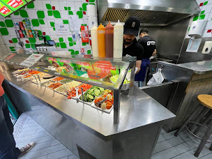 Photo n°117 de Maoz Vegetarian à Paris ()