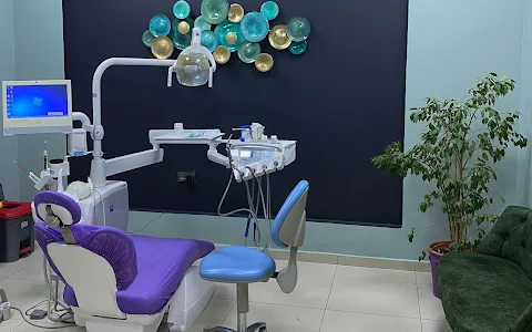 Private Izmir Academy oral health Clinic image