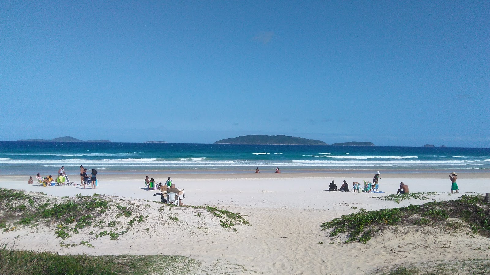 Praia do Peró'in fotoğrafı - rahatlamayı sevenler arasında popüler bir yer